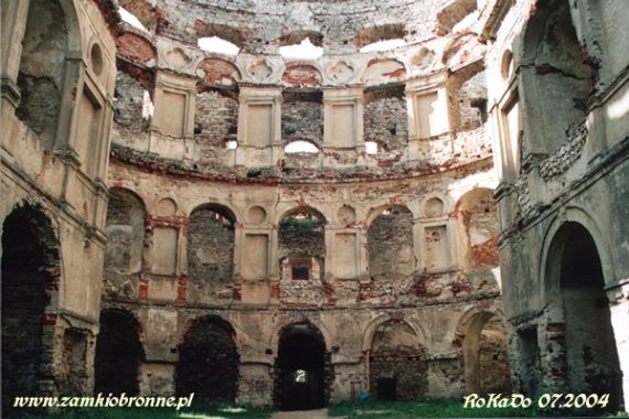 Zamek Krzyżtopór w Ujeździe