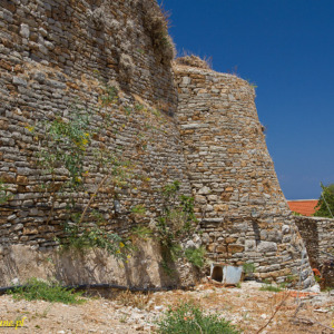 Zamek na wyspie Simi