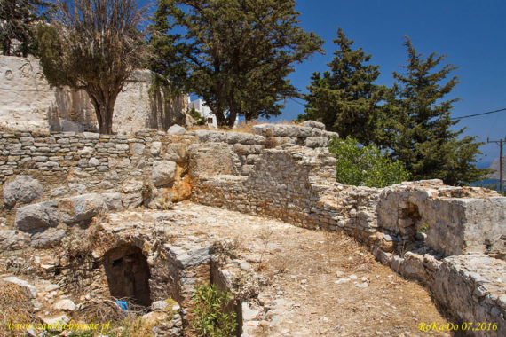 Zamek na wyspie Simi