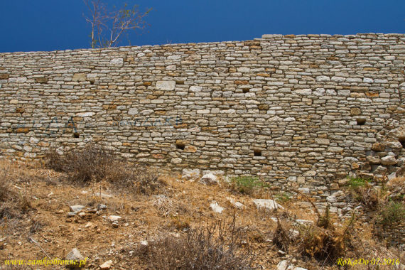 Zamek na wyspie Simi