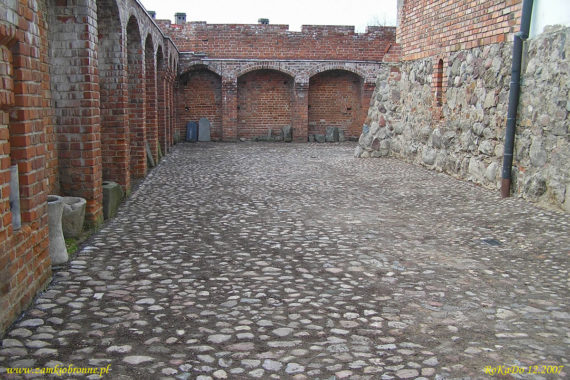 Zamek w Gosławicach