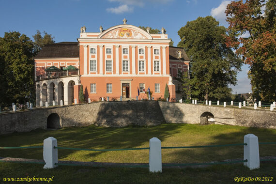 Zamek w Kurozwękach