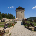 Muszyna. Ruiny zamku biskupów krakowskich.