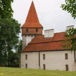 Obronny klasztor w Sulejowie baszta Opacka