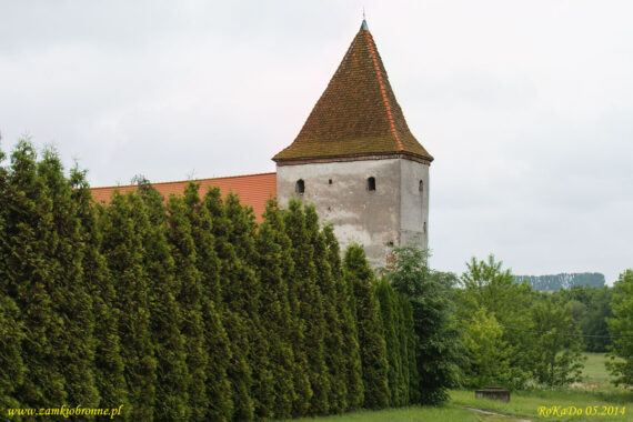 Obronny klasztor w Sulejowie baszta Mauretańska
