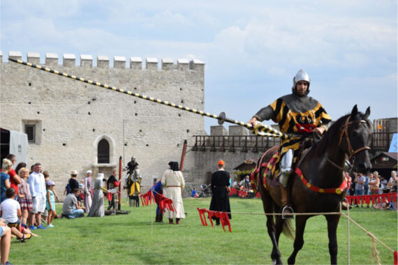 Zamek w Szydłowie po rewitalizacji ukończonej w 2019 r. autor Piotr Walczak