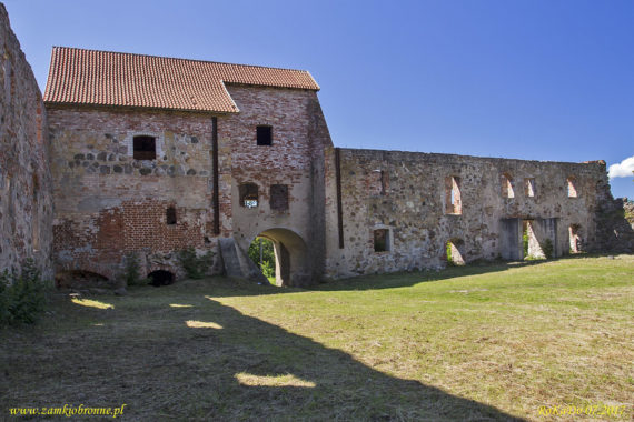 Zamek Hasenpot w Aizpute