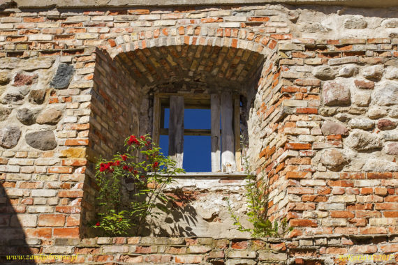 Zamek Hasenpot w Aizpute