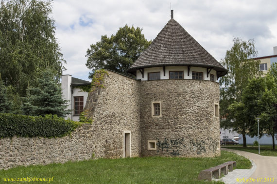 Zwoleń mury miejskie baszta