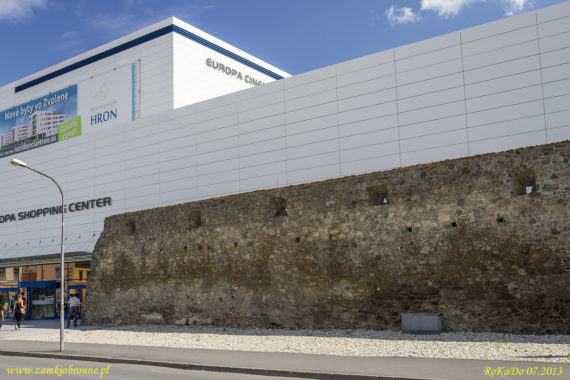 Zwoleń fragment murów miejskich