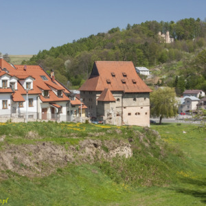 Bardejów mury miejskie. Gruba baszta.
