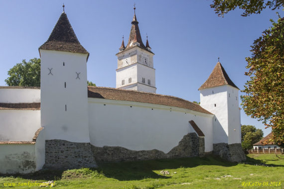 Kości&oacute;ł obronny w&nbsp;Hărman