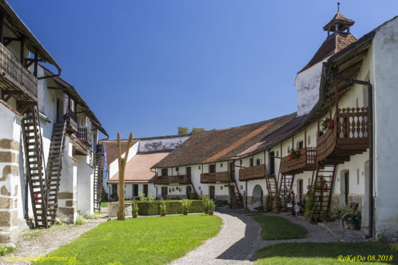 Kościół obronny w Hărman