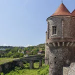 Hunedoara Zamek Corvina wieża Doboszy