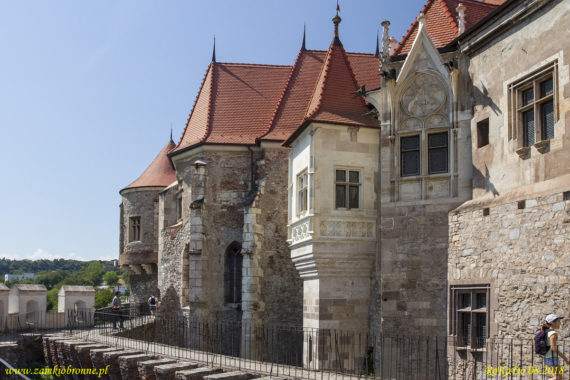 Hunedoara Zamek Corvina taras artylerzystów