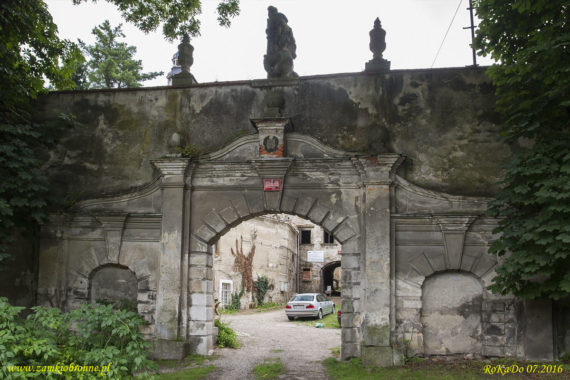 Dw&oacute;r w Gorzanowie