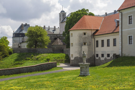 Zamek Czerwony Kamień