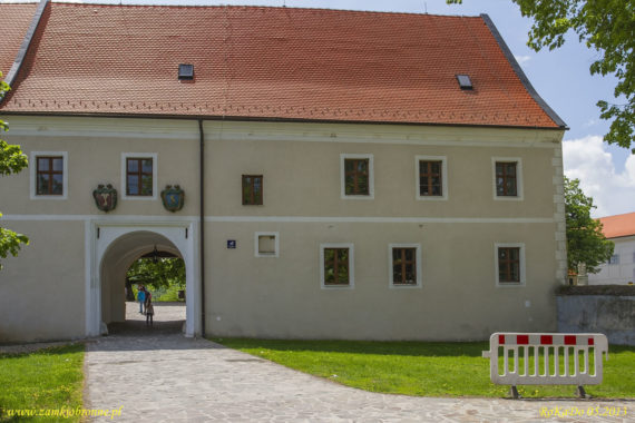 Zamek Czerwony Kamień