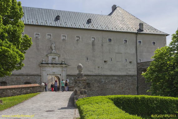 Zamek Czerwony Kamień