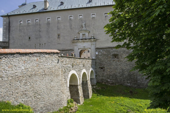 Zamek Czerwony Kamień