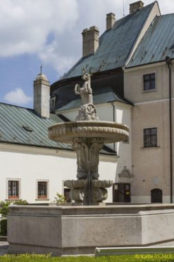 Zamek Czerwony Kamień