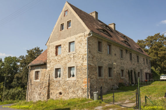 Dw&oacute;r w Plater&oacute;wce