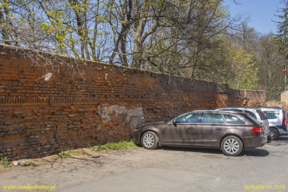 Głog&oacute;wek miejskie mury obronne