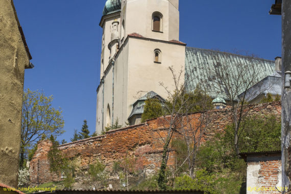 Głog&oacute;wek miejskie mury obronne