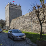 Miejskie mury obronne Krapkowic wieża przybramna