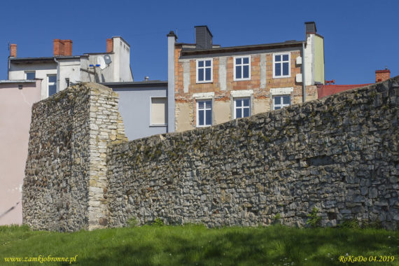 Miejskie mury obronne Krapkowic