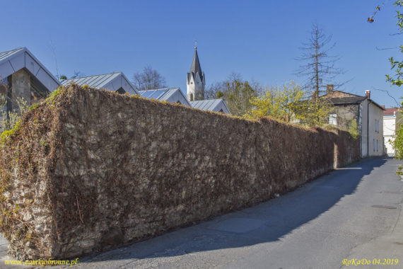 Miejskie mury obronne Krapkowic