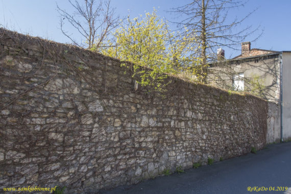 Miejskie mury obronne Krapkowic