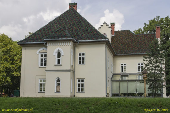 Dw&oacute;r obronny w Łodygowicach