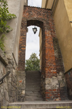 Sandomierz mury miejskie furta Ucho Igielne