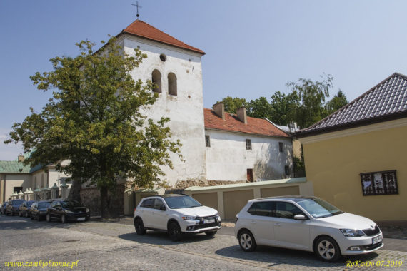 Miejskie mury obronne Łęczycy baszta.