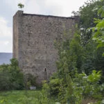 Wieża obronna w Starej Łomnicy