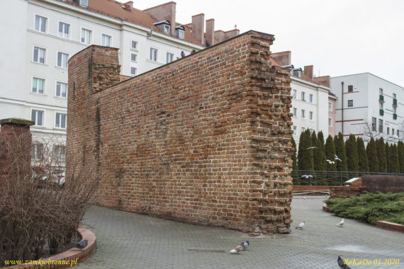 Miejskie mury obronne Poznania. Narożna baszta artyleryjska