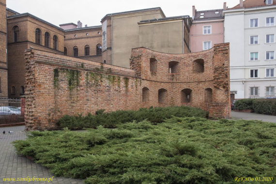 Miejskie mury obronne Poznania. Narożna baszta artyleryjska