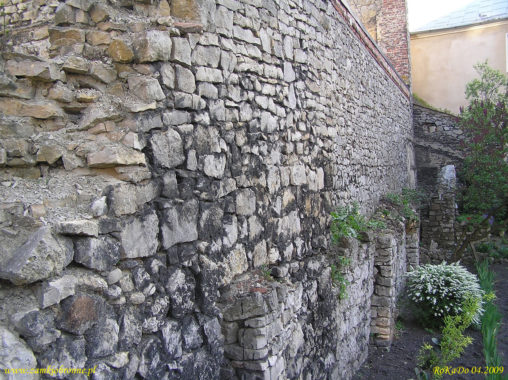 Miejskie mury obronne Strzelec Opolskich