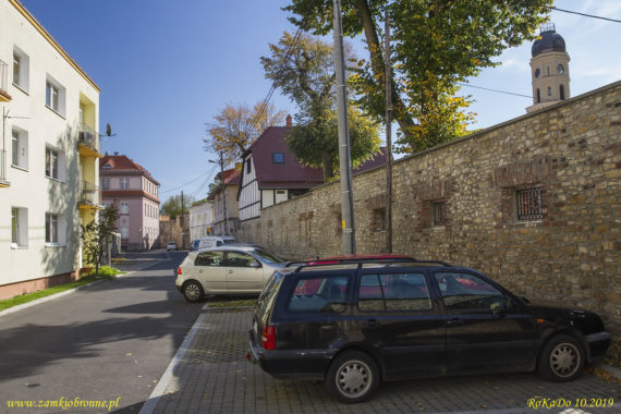 Miejskie mury obronne Strzelec Opolskich