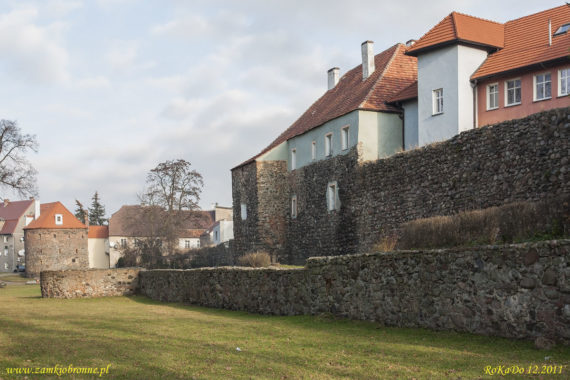 Miejskie mury obronne Kożuchowa