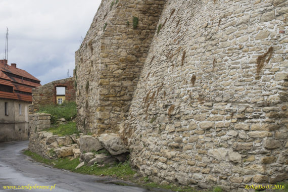 Bystrzyca Kłodzka miejskie mury obronne