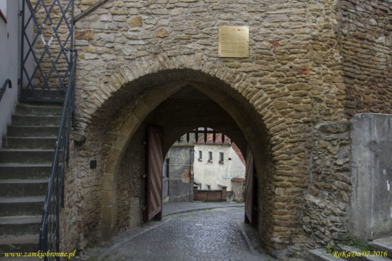 Bystrzyca Kłodzka miejskie mury obronne brama Wodna