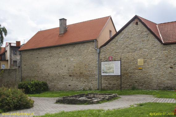 Bystrzyca Kłodzka miejskie mury obronne