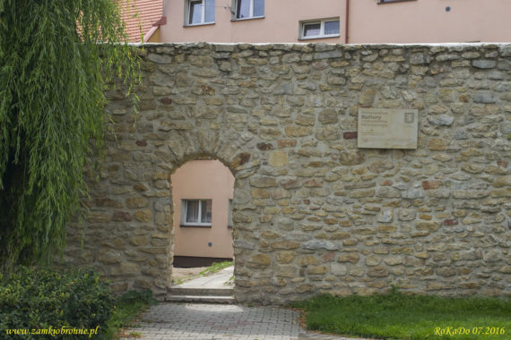 Bystrzyca Kłodzka miejskie mury obronne