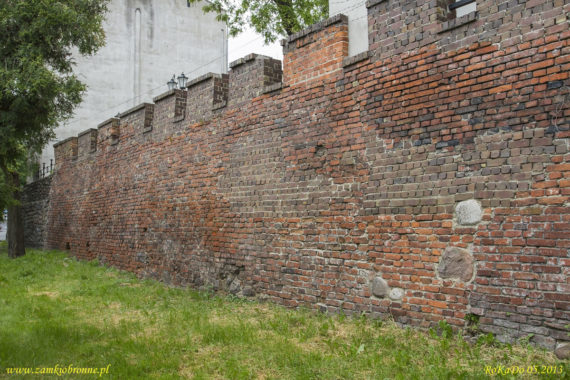 Miejskie mury obronne Piotrkowa