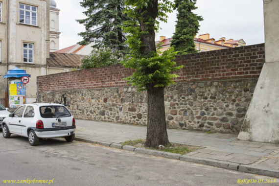 Miejskie mury obronne Piotrkowa