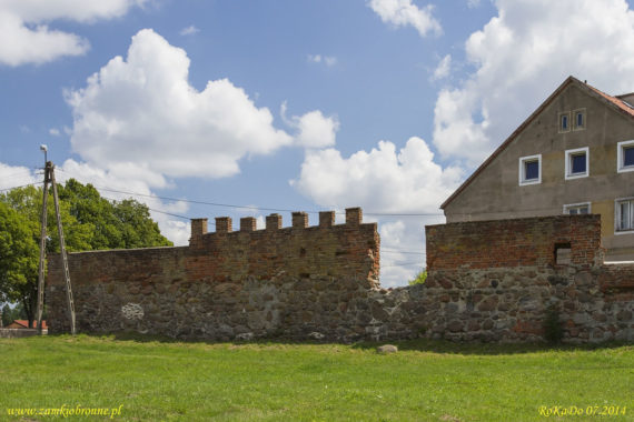 Miejskie mury obronne w Sępopolu