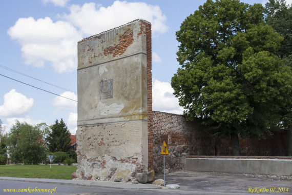 Miejskie mury obronne w Sępopolu relikty bramy