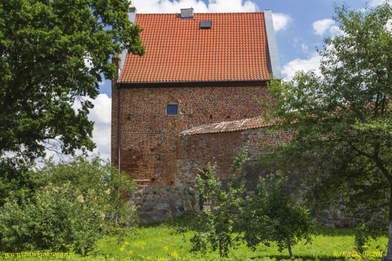 Miejskie mury obronne w Sępopolu baszta
